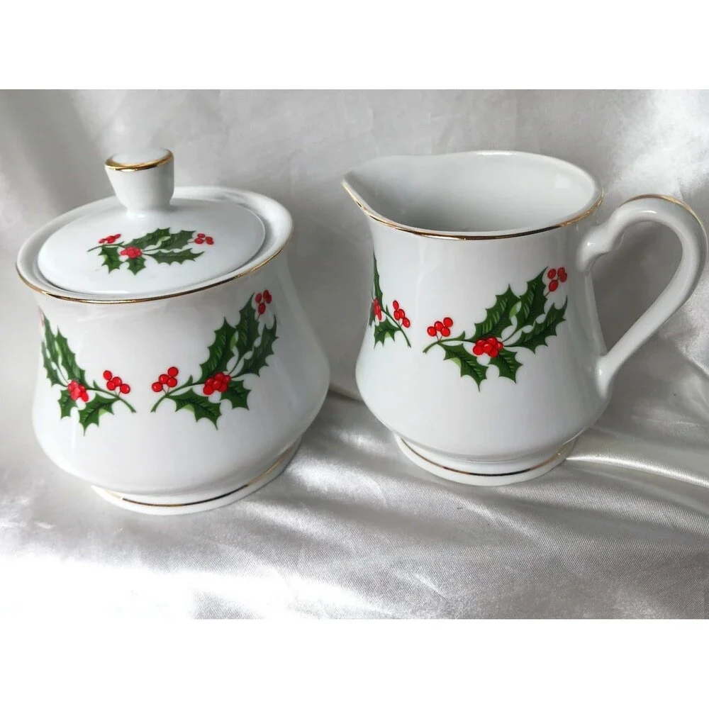 CHRISTMAS HOLLY CREAMER & COVERED SUGAR BOWL SET